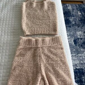 BRAND NEW NEVER WORN SKIMS pink short set